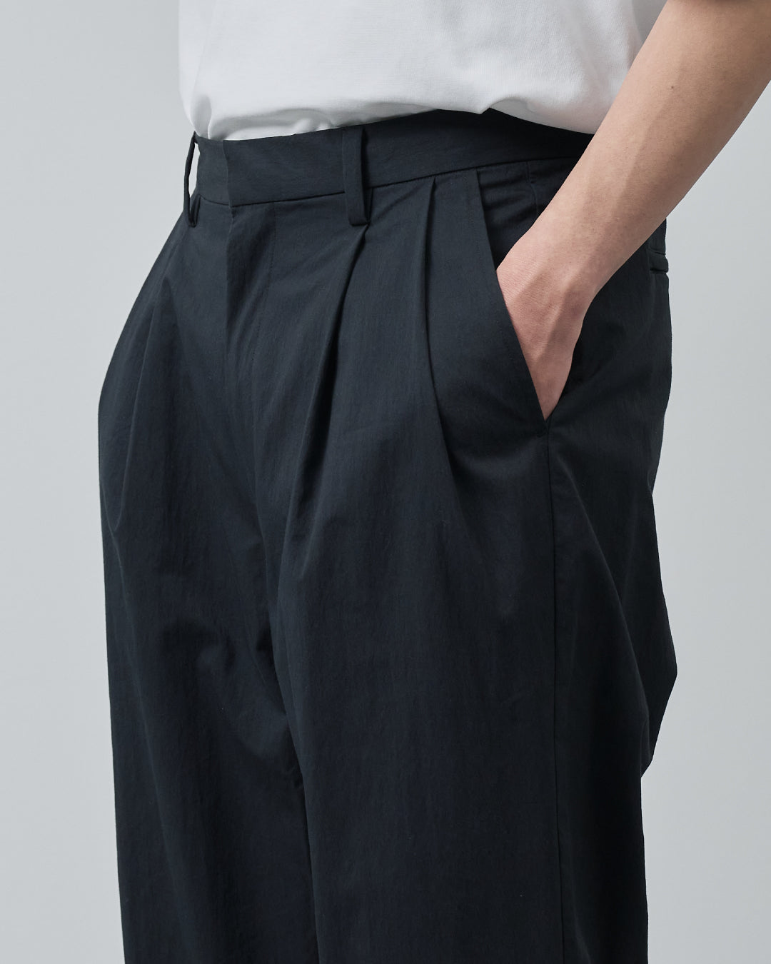 Cotton×Nylon Wide Straight Easy Slacks -black-