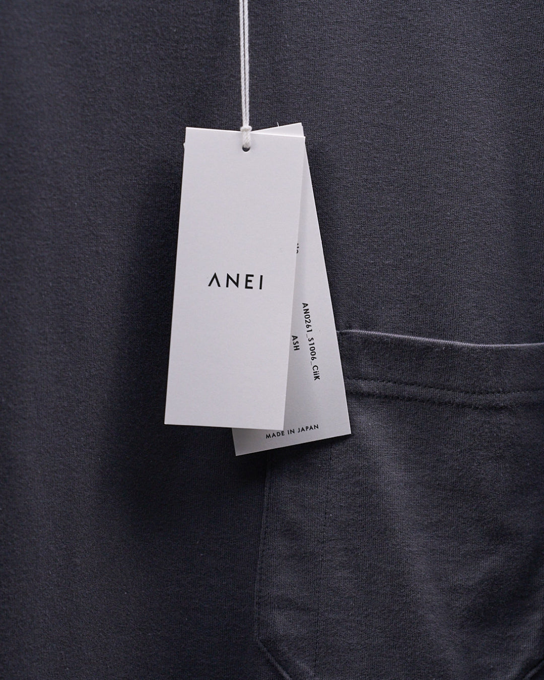 Round Pocket Tee -ash (RETOUCH Exclusive)-