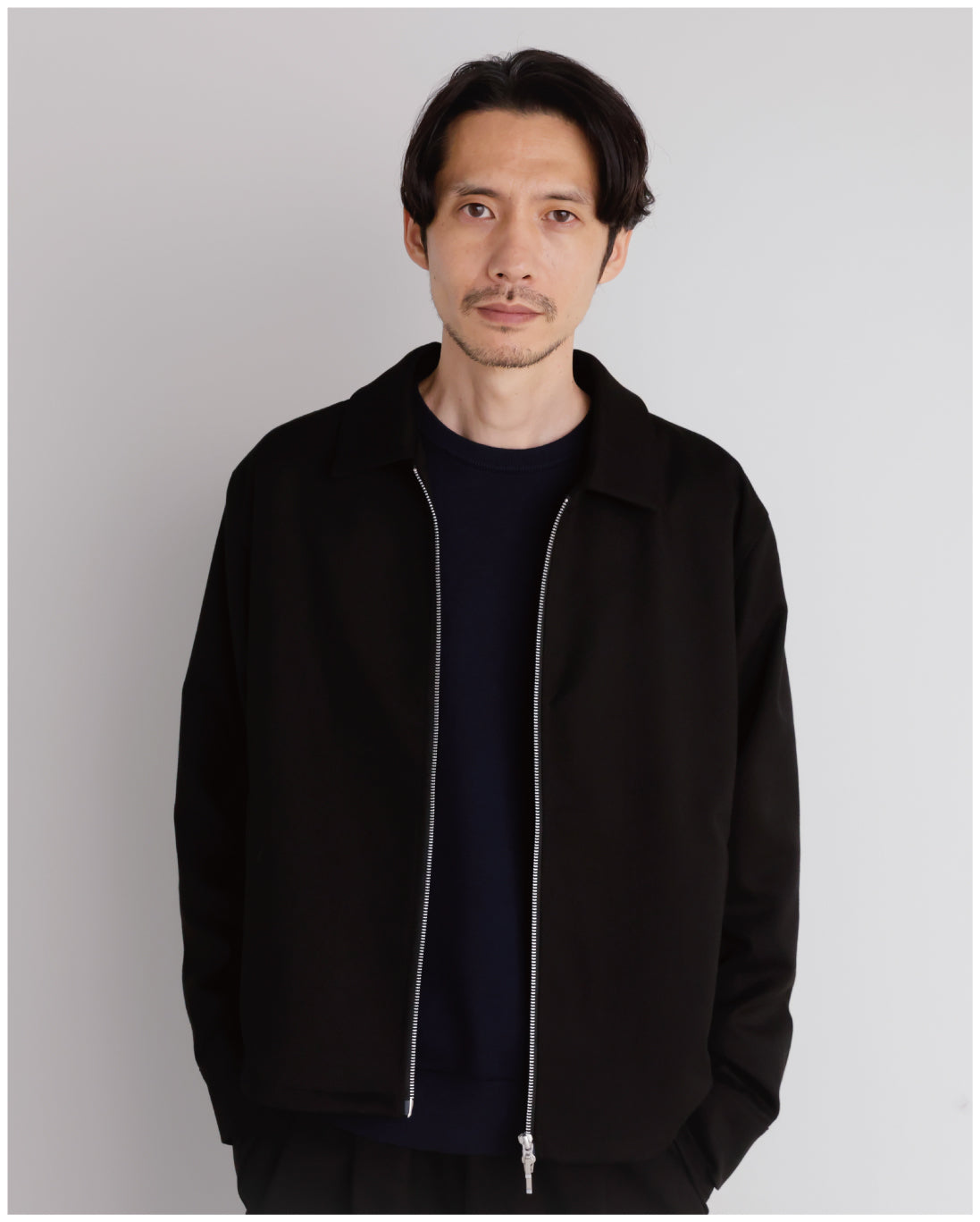 14G Cashmere Mix Crewneck Knit -navy-