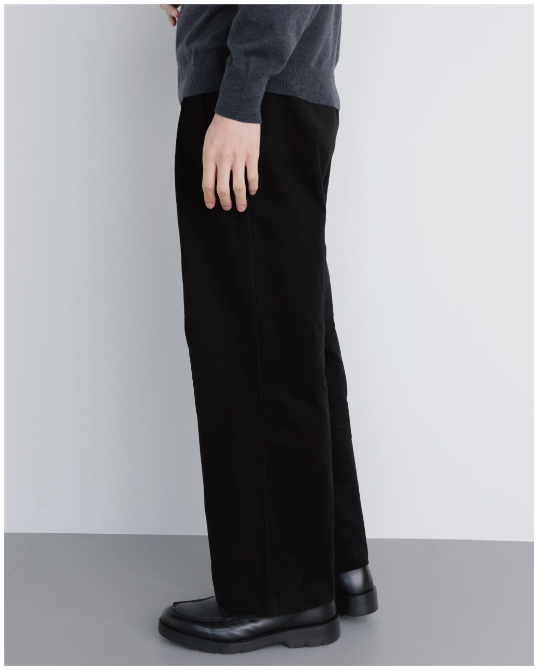 Wide Straight Chino Pants -black-