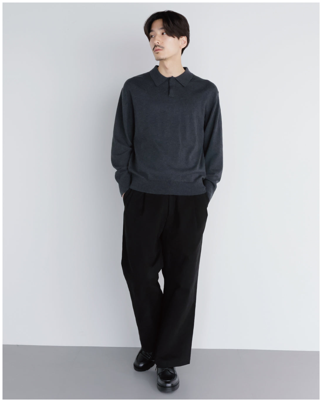 Wide Straight Chino Pants -black-