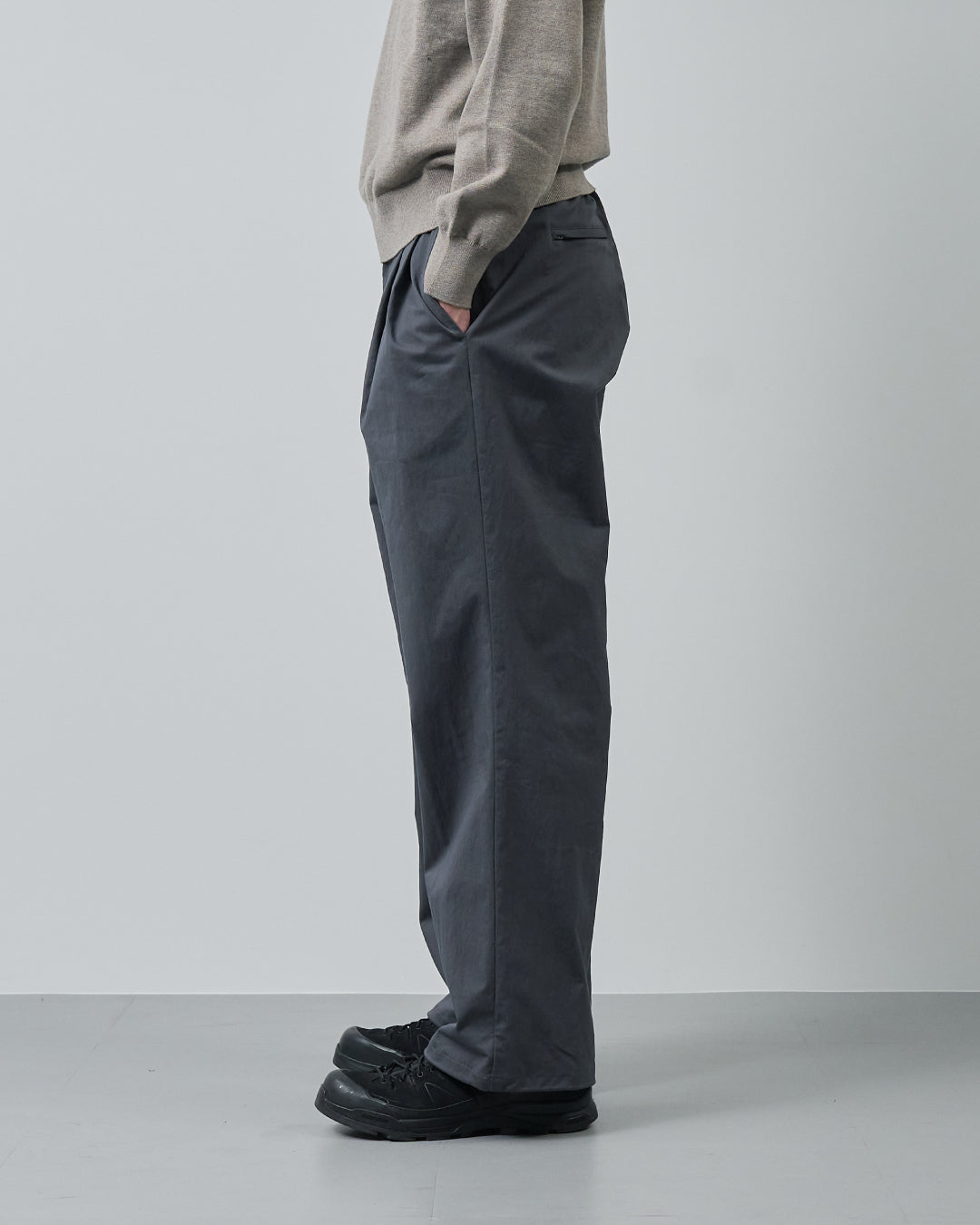Cotton×Nylon Wide Straight Easy Slacks  -charcoal-