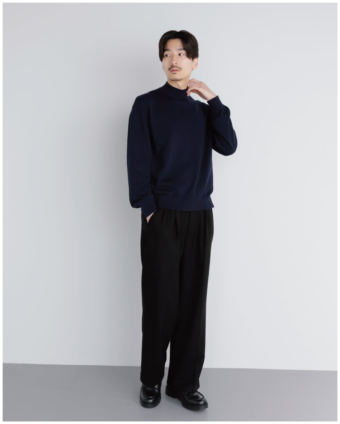 14G Cashmere Mix Mockneck Knit -navy-