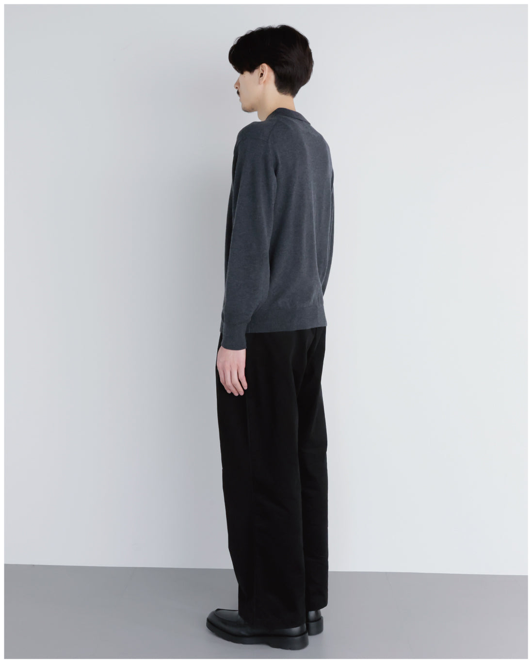 Wide Straight Chino Pants -black-