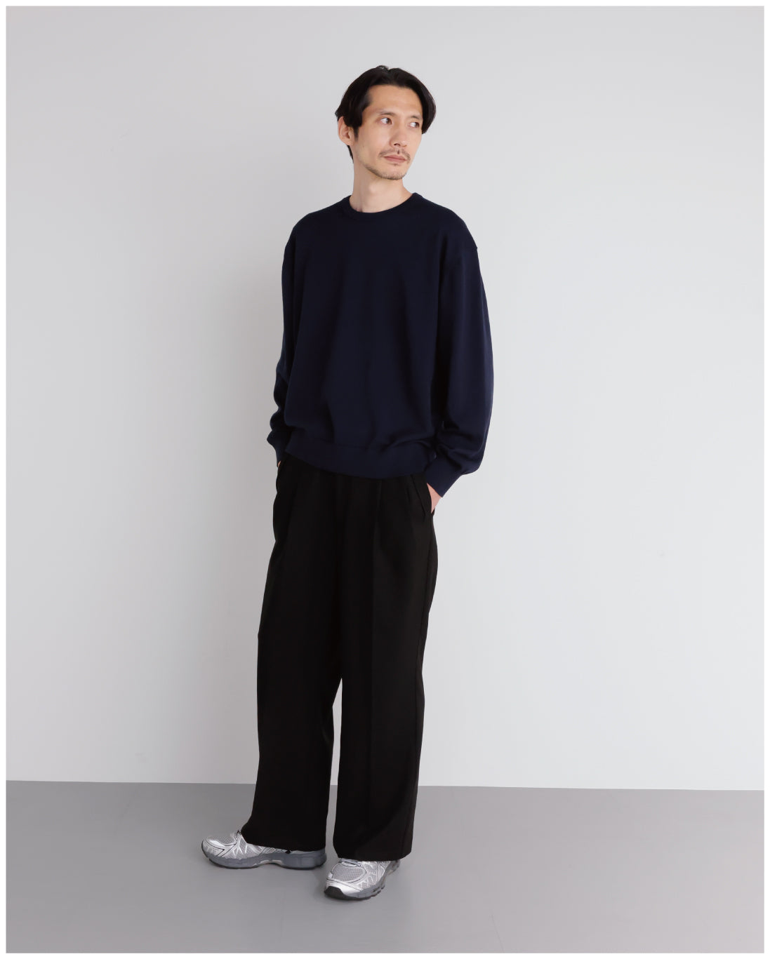 14G Cashmere Mix Crewneck Knit -navy-