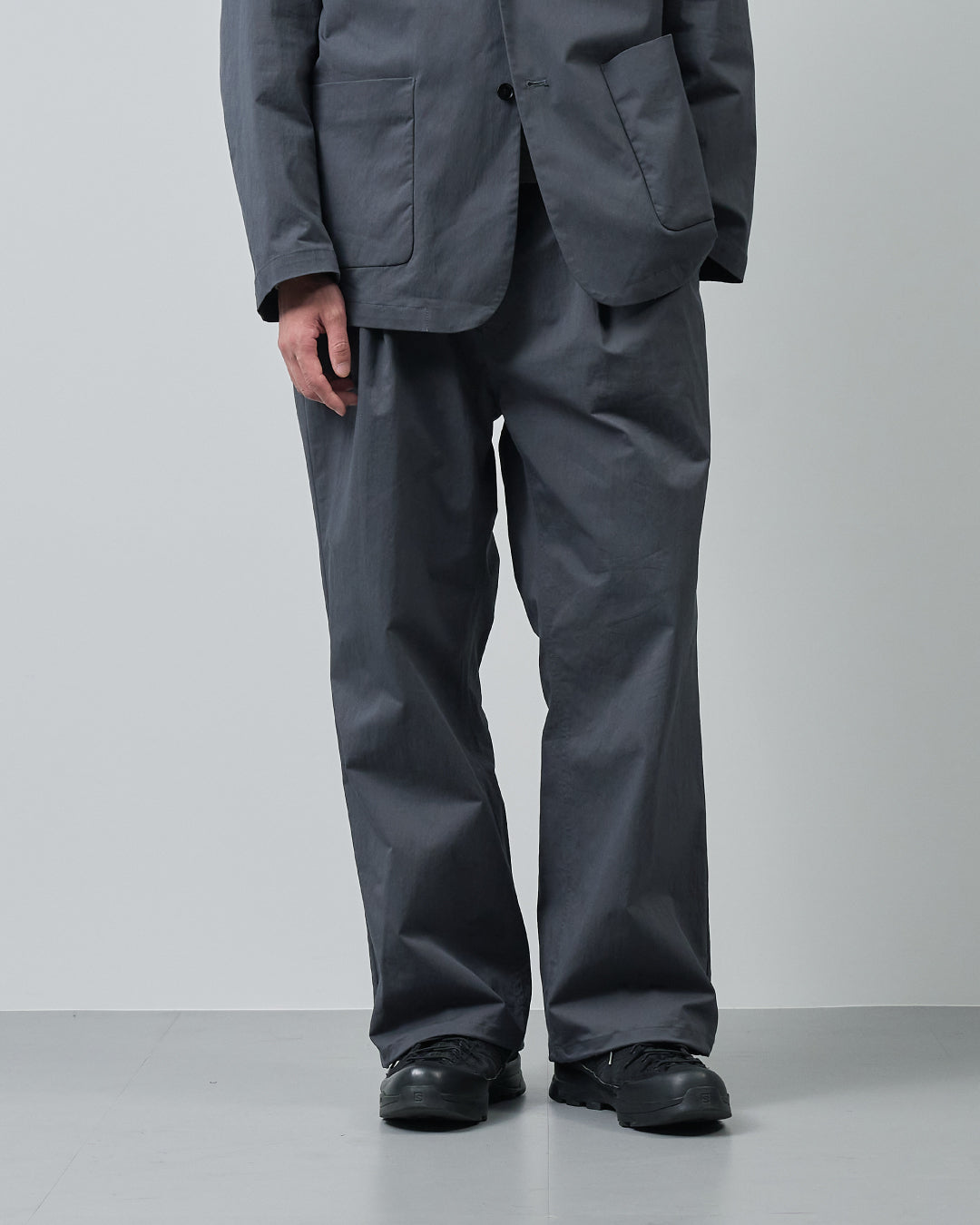 Cotton×Nylon Wide Straight Easy Slacks  -charcoal-