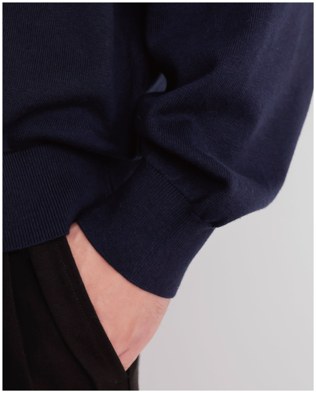 14G Cashmere Mix Crewneck Knit -navy-