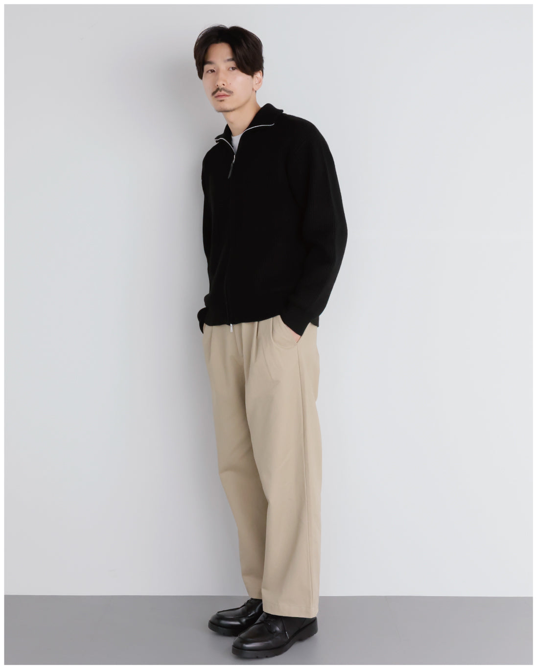 Wide Straight Chino Pants -beige-