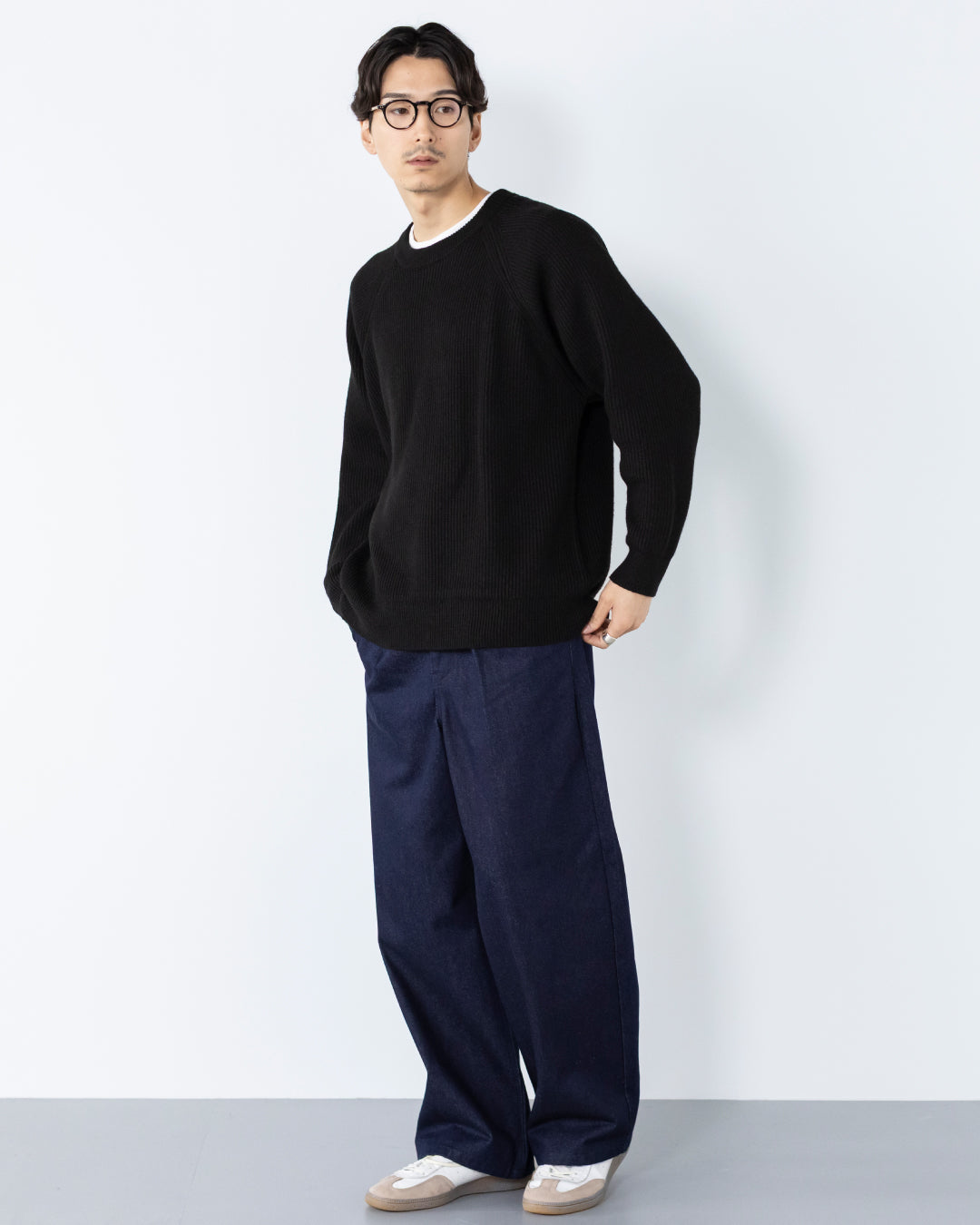 Wool Mixed Crewneck Knit -black-