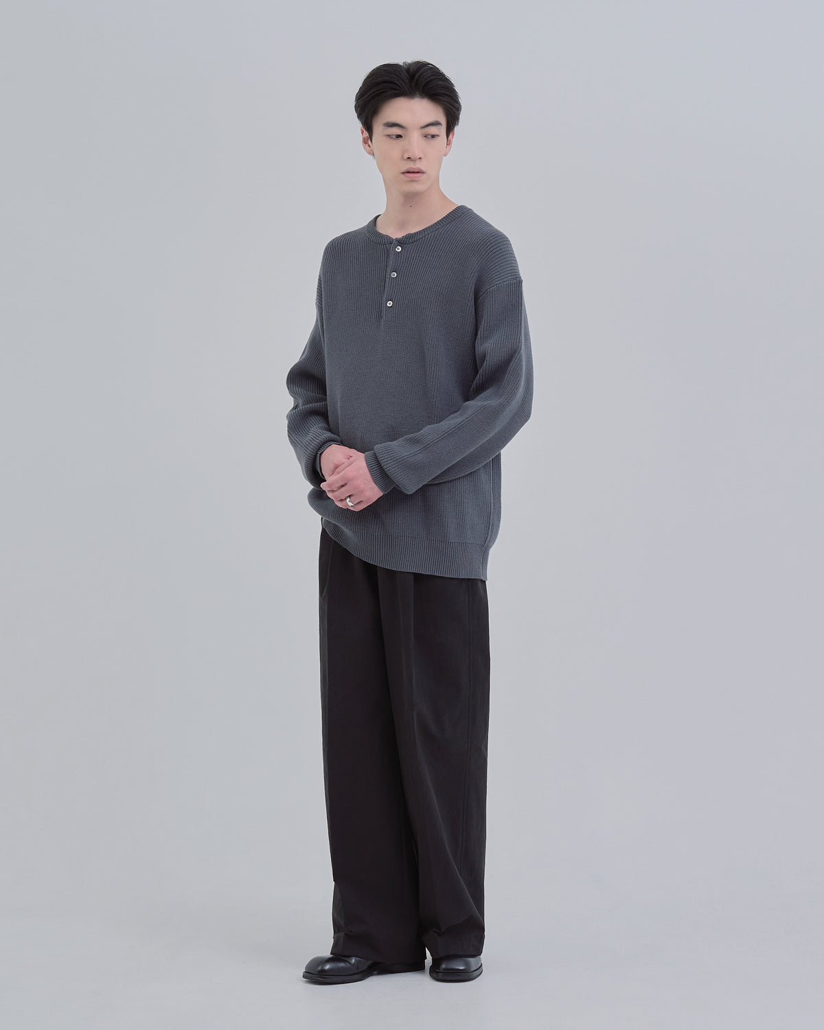 Wide Rib Henley Neck Knit -blue gray-