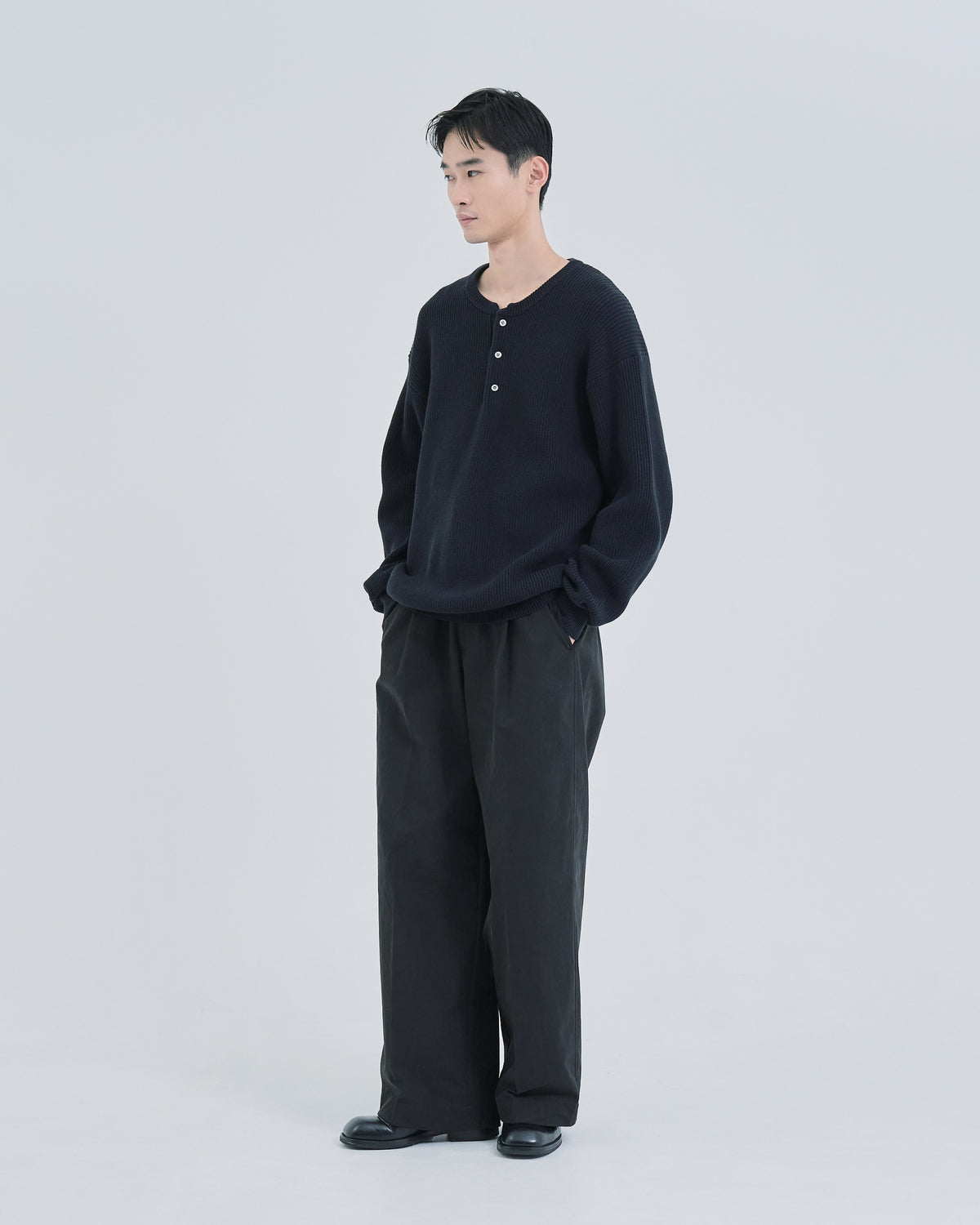Wide Rib Henley Neck Knit -navy-