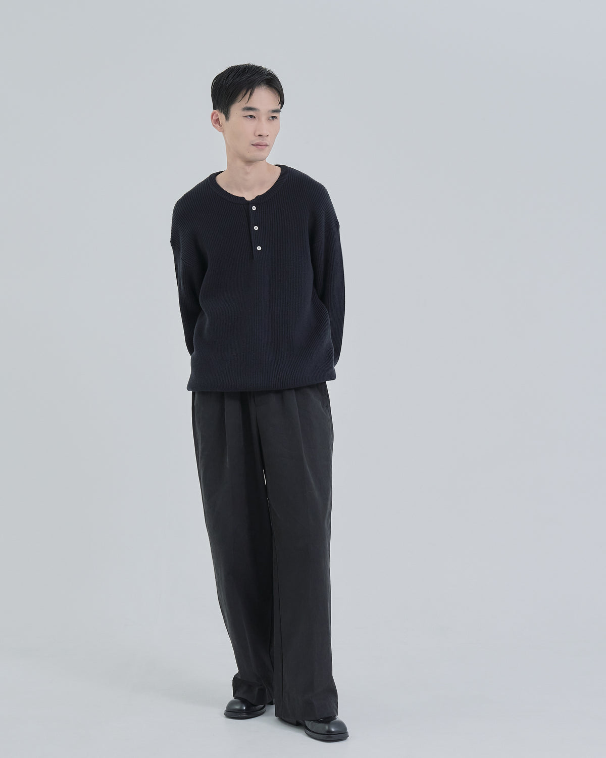 Wide Rib Henley Neck Knit -navy-