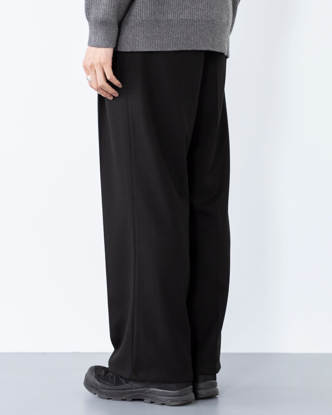2Tuck Wide Wool Touch Slacks -black-