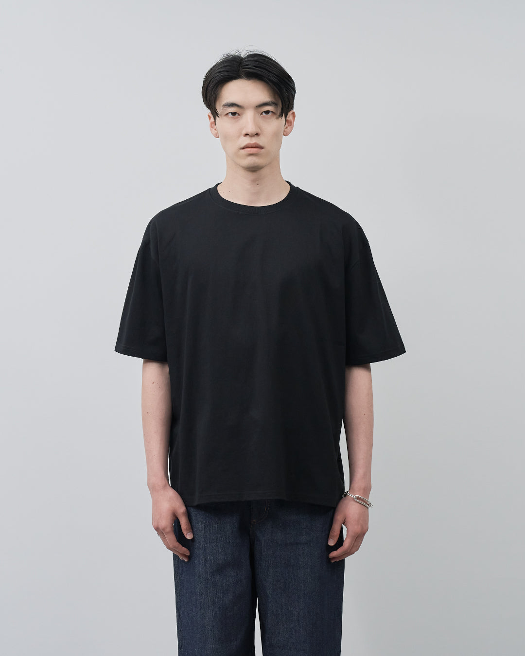 Pack S/S Tee -charcoal×black-
