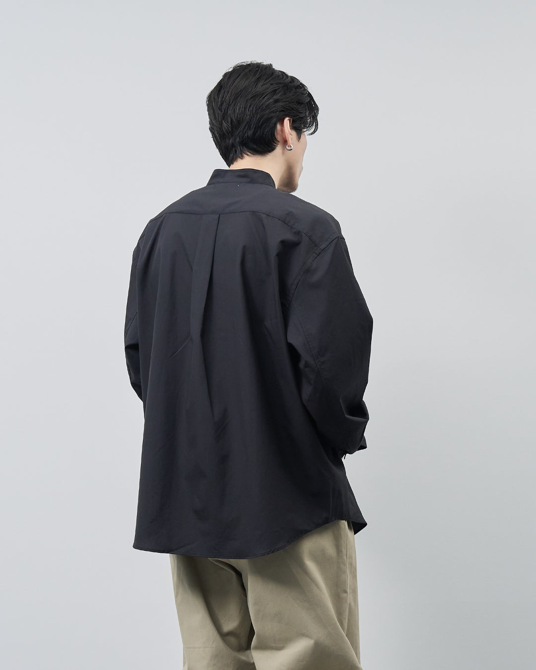 Relaxed Fit Band Collar L/S Shirt -black-