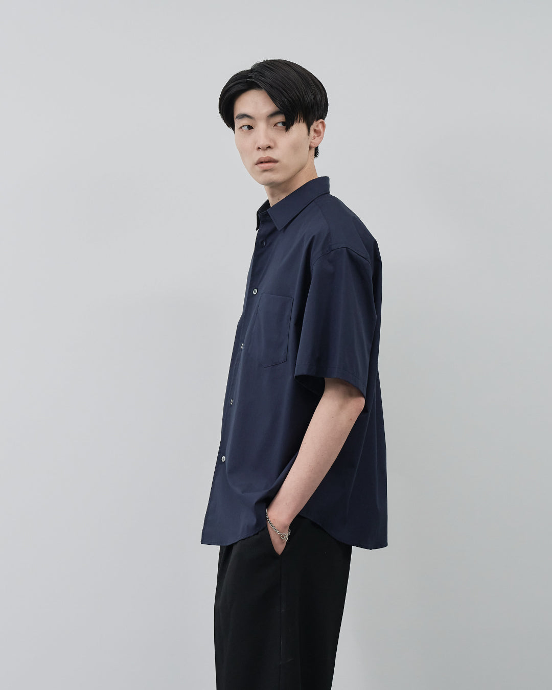 Relaxed Fit S/S Regular Collar Shirt -navy-