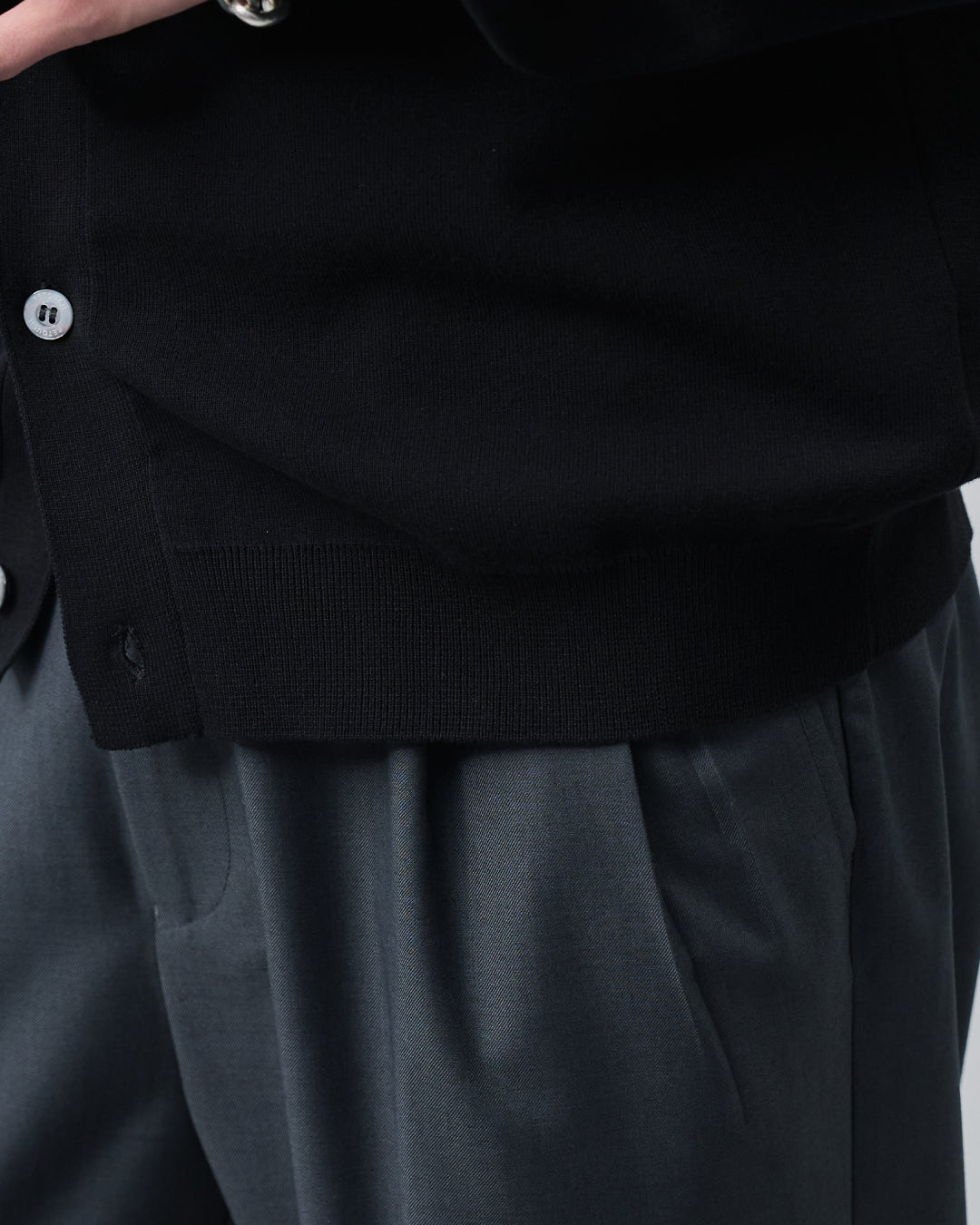 High Twist Cotton×Nylon Collared Knit Cardigan -black-