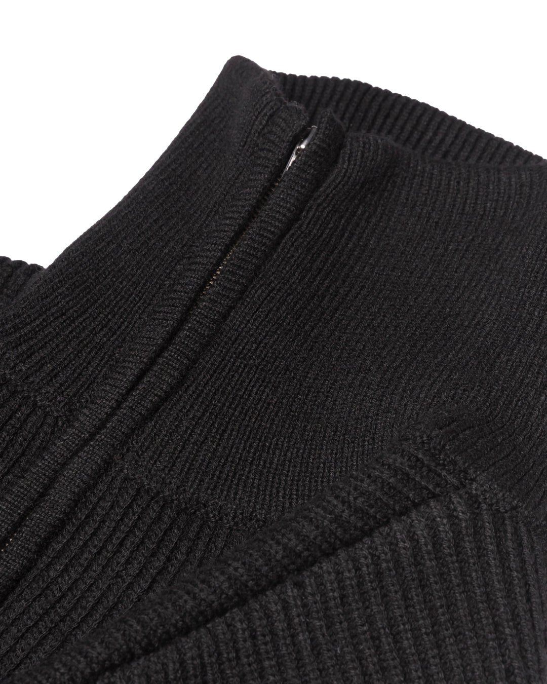 Wool Mixed Half Zip Knit -black-
