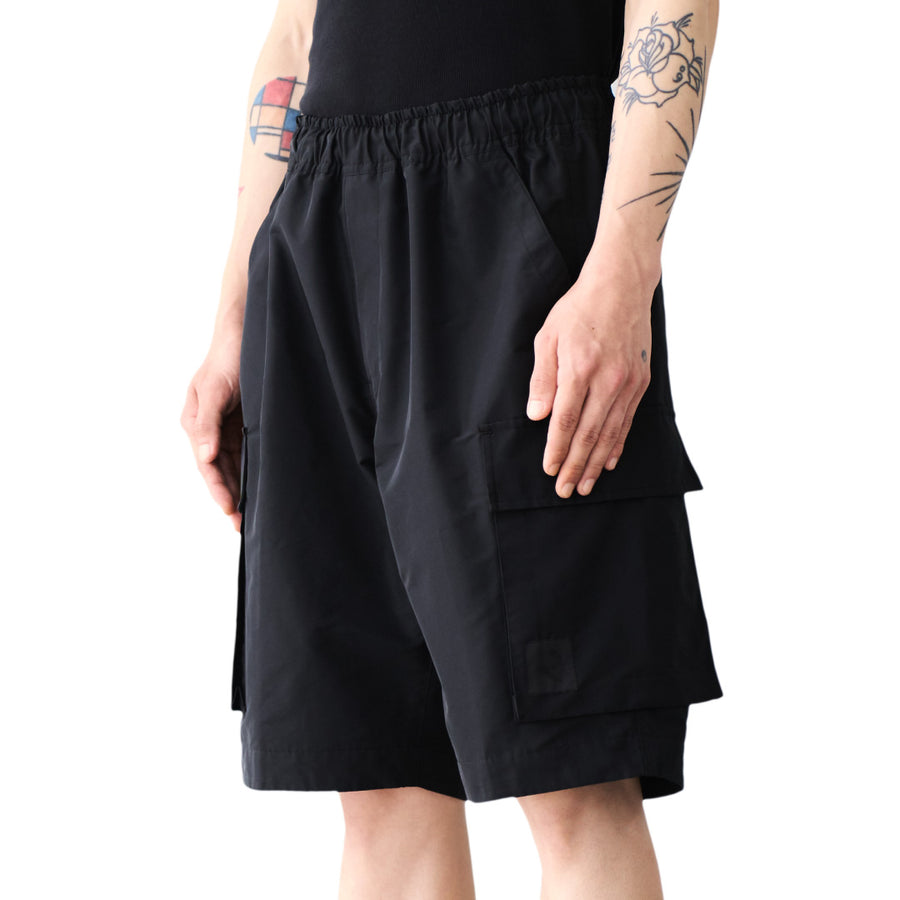 CARGO SHORTS - black