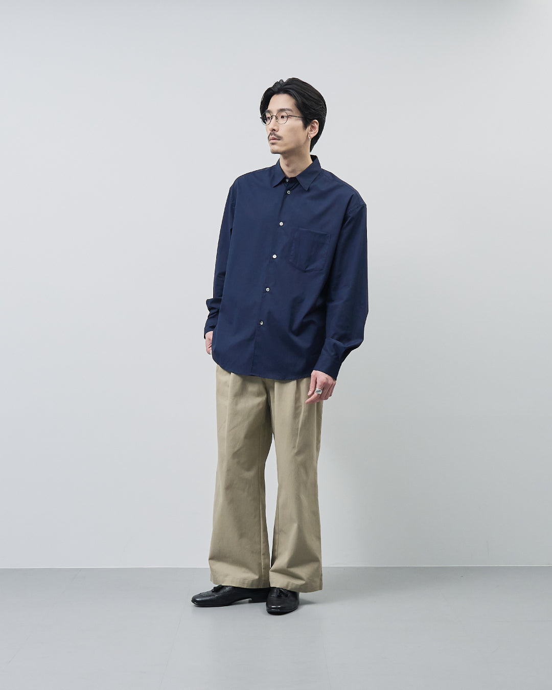 Relaxed Fit Regular Collar L/S Shirt -navy-