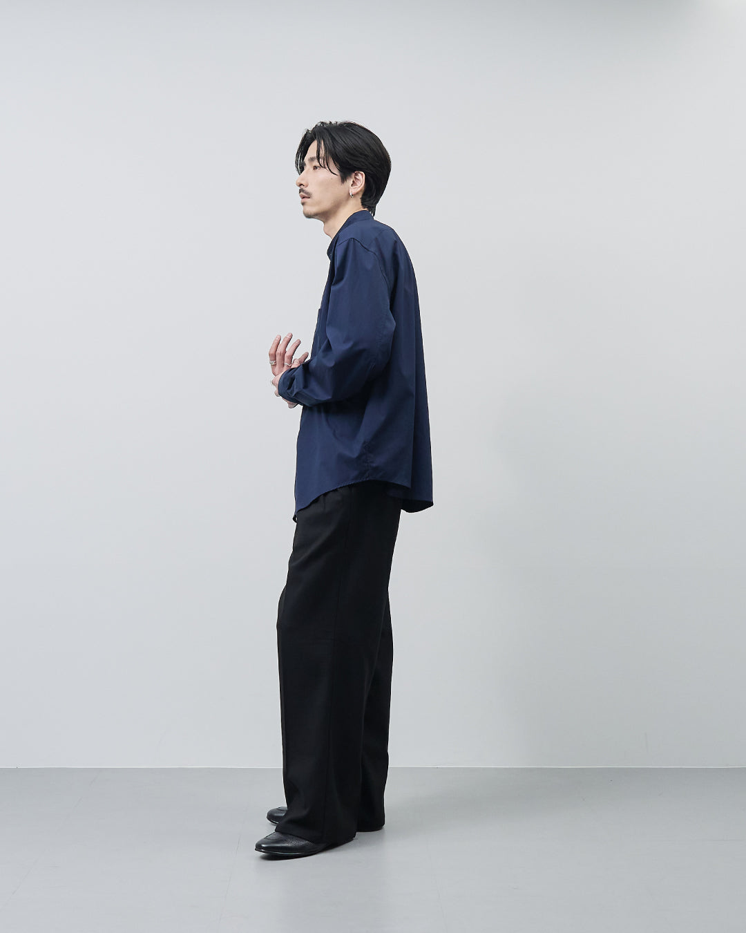 Relaxed Fit Band Collar L/S Shirt -navy-