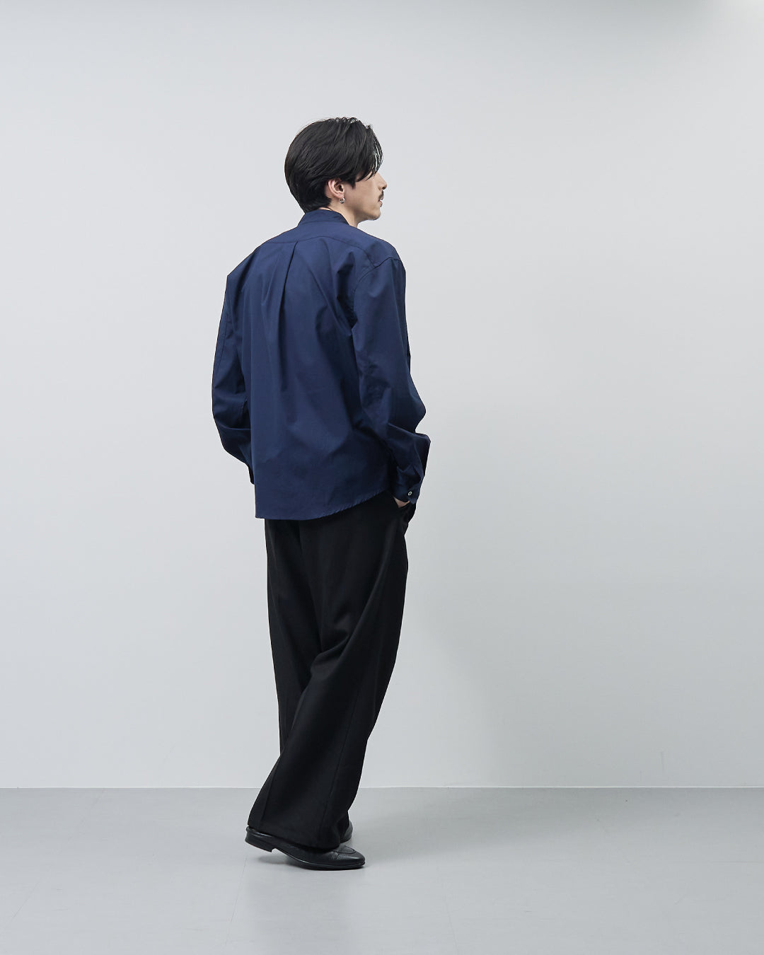 Relaxed Fit Band Collar L/S Shirt -navy-