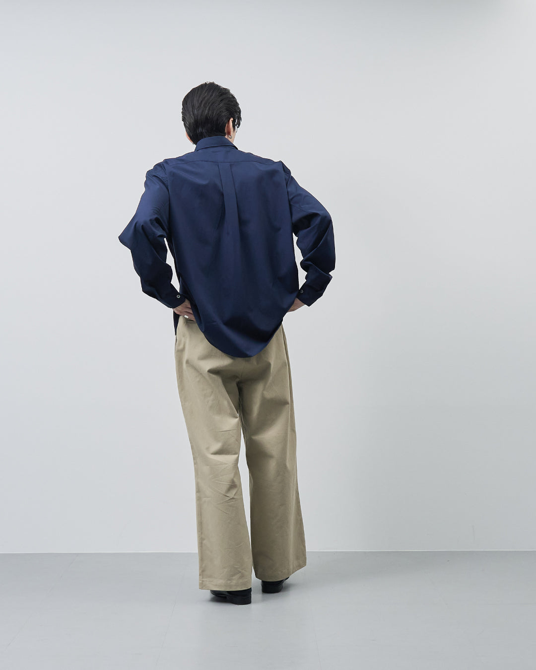 Relaxed Fit Regular Collar L/S Shirt -navy-