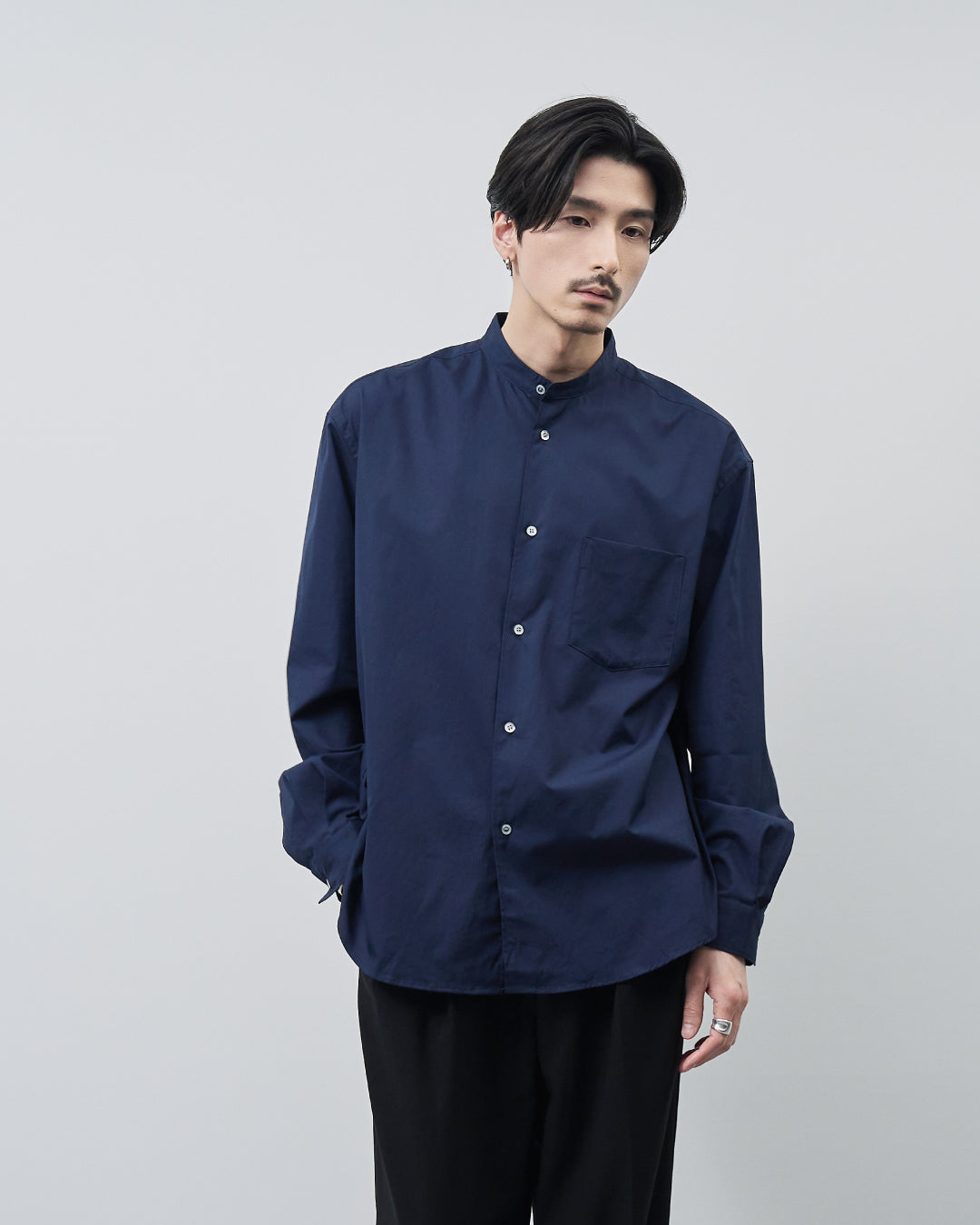 Relaxed Fit Band Collar L/S Shirt -navy-