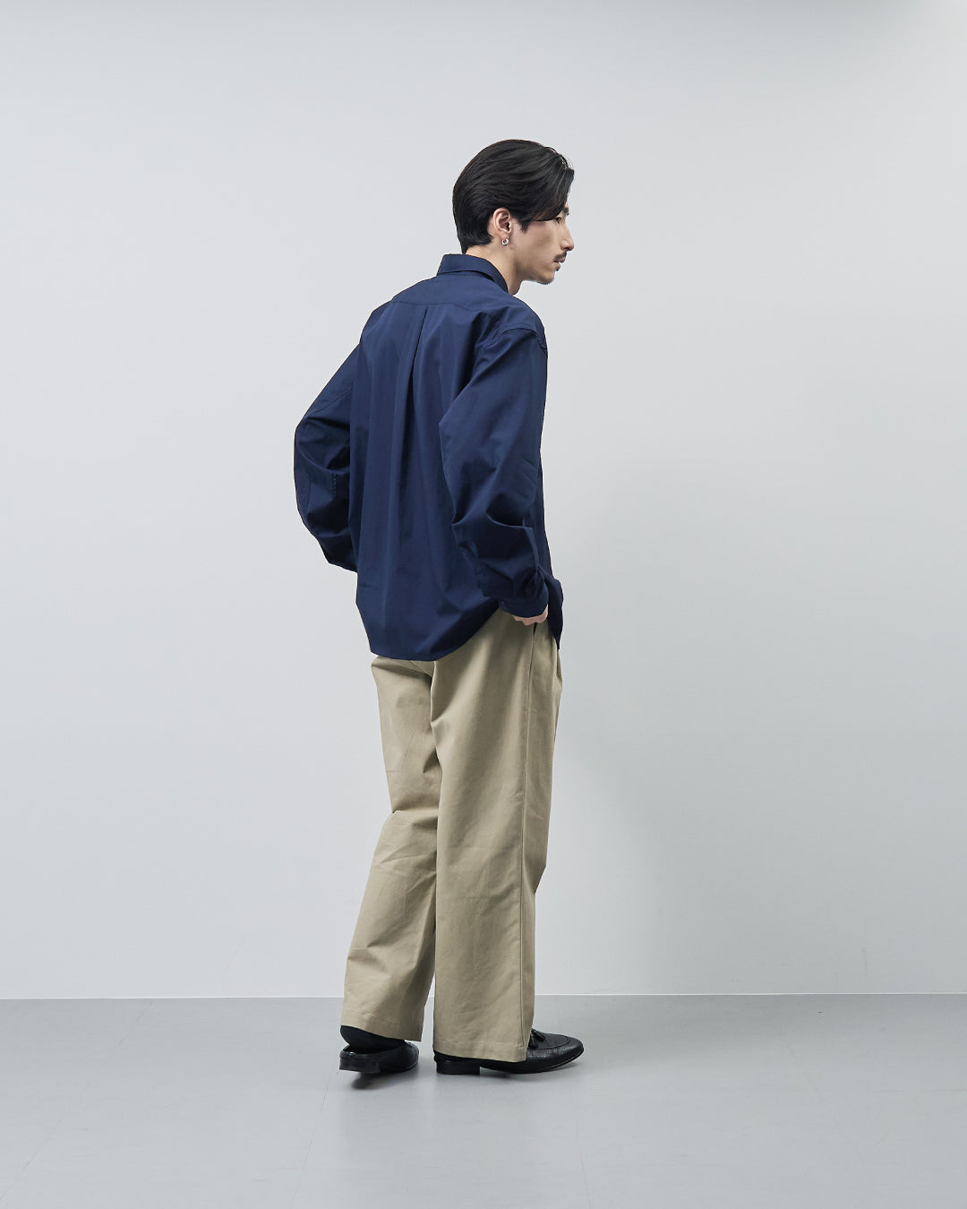 Relaxed Fit Regular Collar L/S Shirt -navy-