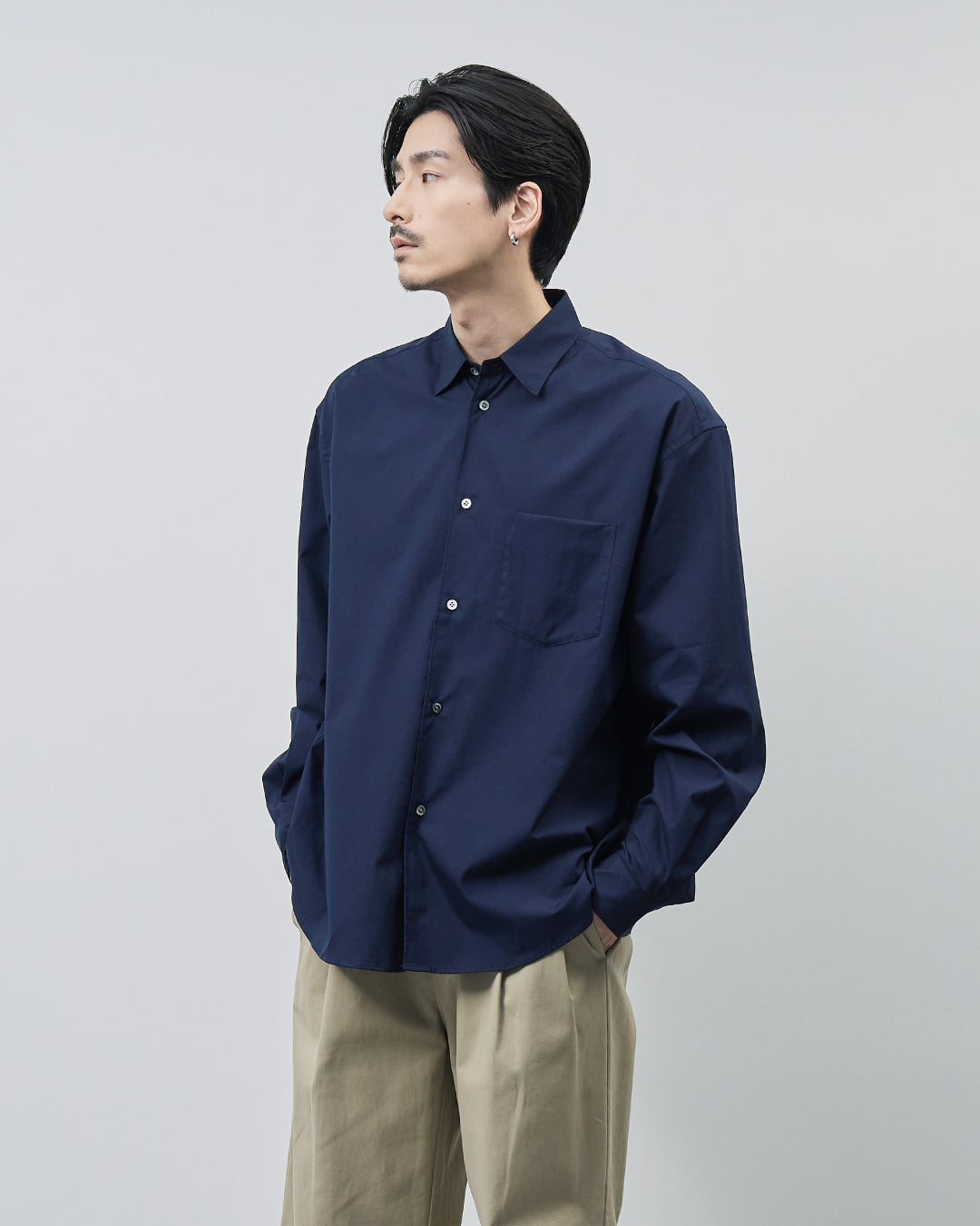 Relaxed Fit Regular Collar L/S Shirt -navy-
