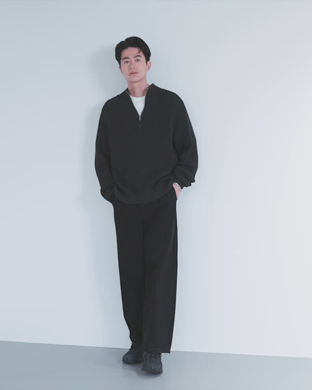 Wide Straight Denim Pants -black-