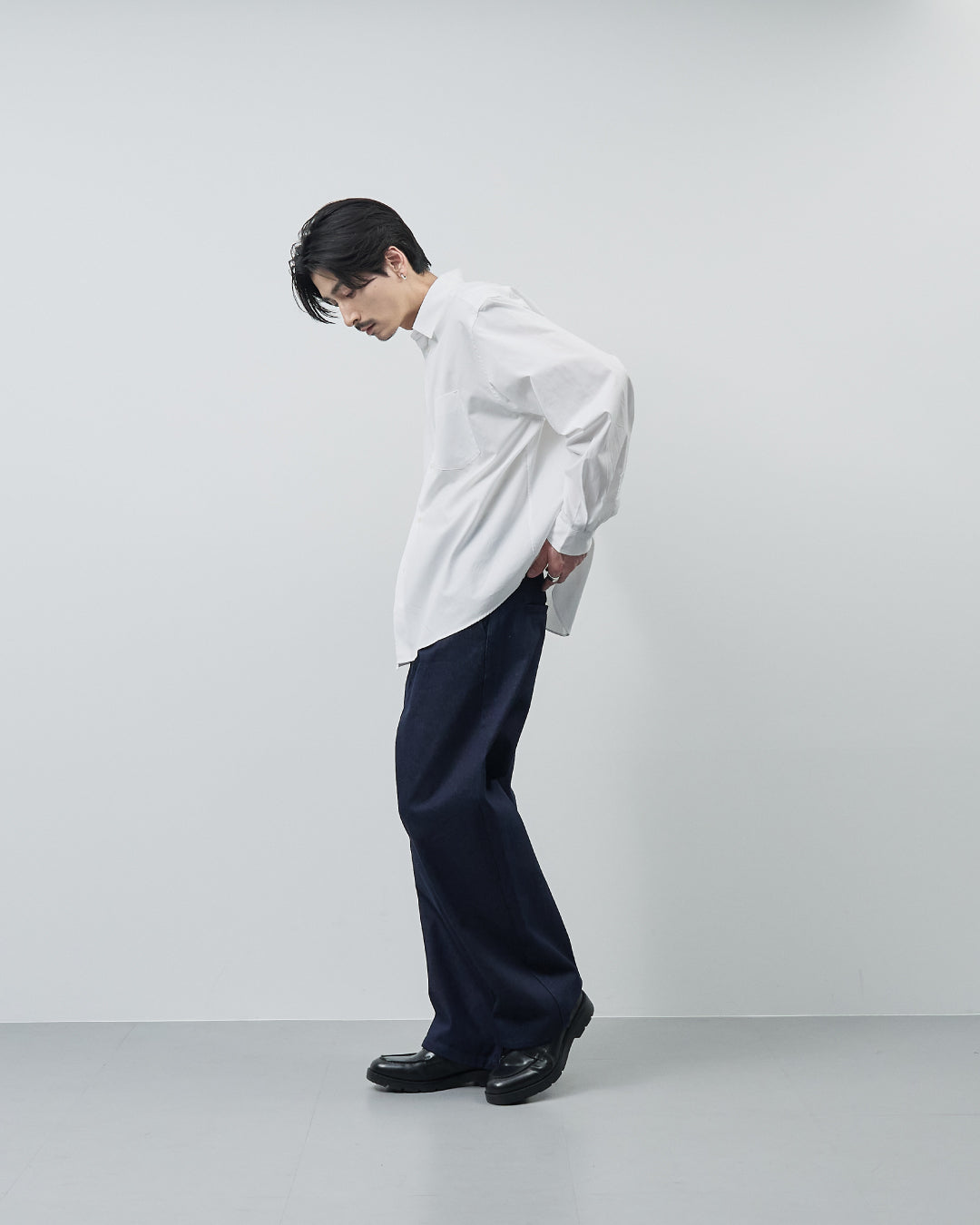 Relaxed Fit Regular Collar L/S Shirt -white-