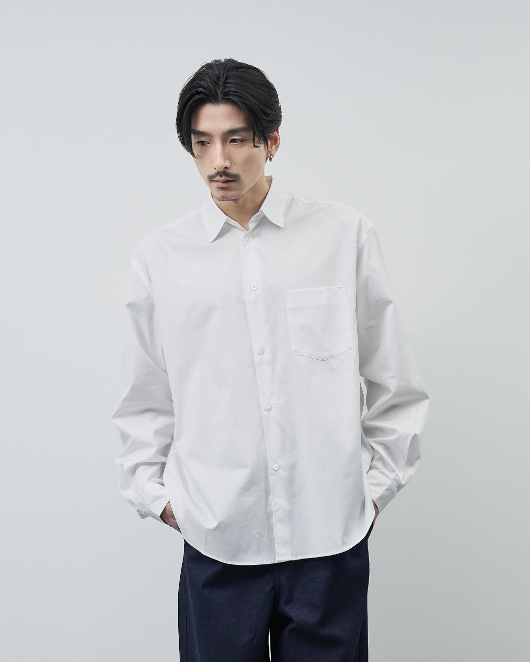 Relaxed Fit Regular Collar L/S Shirt -white-